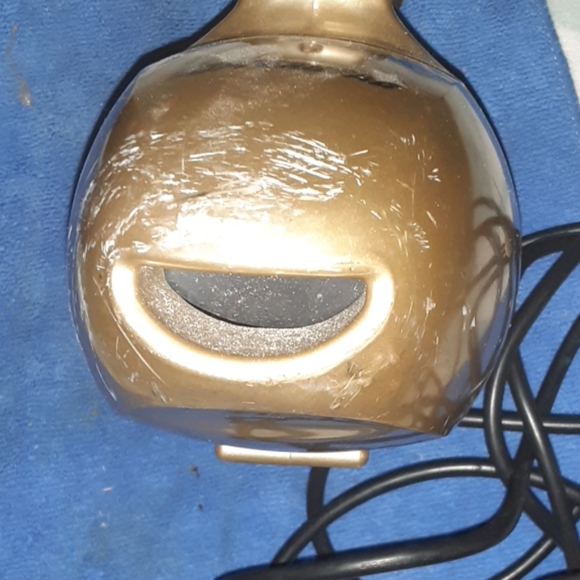 Eureka hand vacuum - Picture 5 of 5